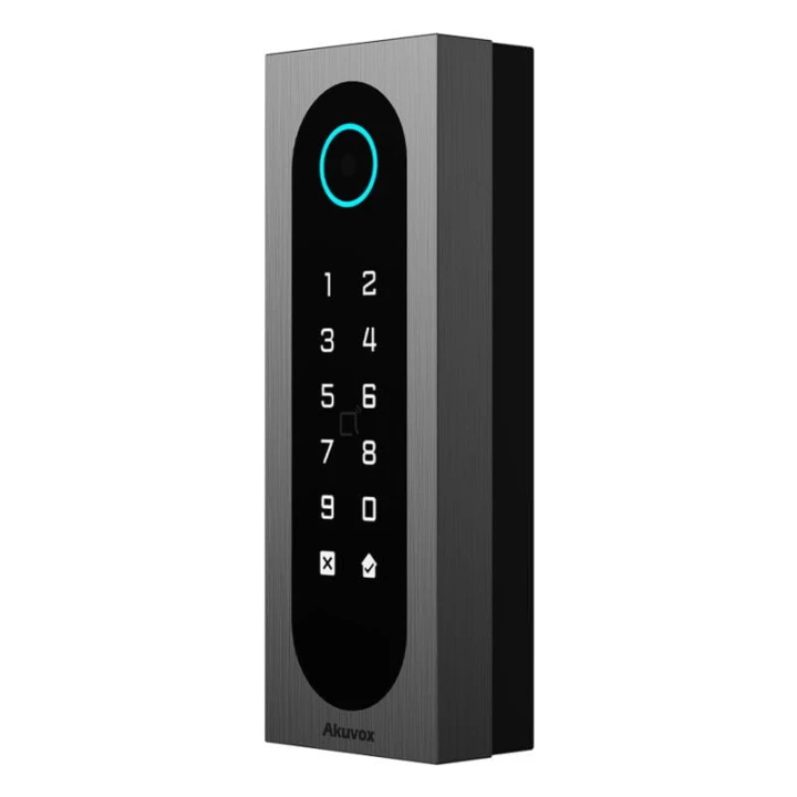 Obudowa ze stopu aluminium ze szkłem hartowanym IP65 i IK09 Liczba kart: 20 000, dziennik zdarzeń: 100 000 Wiele metod dostępu: kod QR, Bluetooth, PIN, RFID Montaż podtynkowy i powierzchniowy Obsługa protokołów Wiegand i OSDP