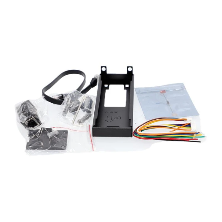 Obudowa ze stopu aluminium ze szkłem hartowanym IP65 i IK09 Liczba kart: 20 000, dziennik zdarzeń: 100 000 Wiele metod dostępu: kod QR, Bluetooth, PIN, RFID Montaż podtynkowy i powierzchniowy Obsługa protokołów Wiegand i OSDP